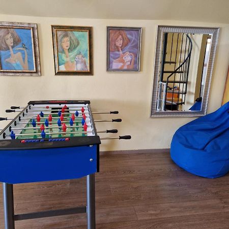Amazing 5 Bedroom House Krumlov 82 - 4 Min Walk To Main Square Cesky Krumlov Exterior photo