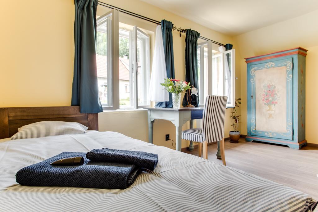 Amazing 5 Bedroom House Krumlov 82 - 4 Min Walk To Main Square Cesky Krumlov Exterior photo