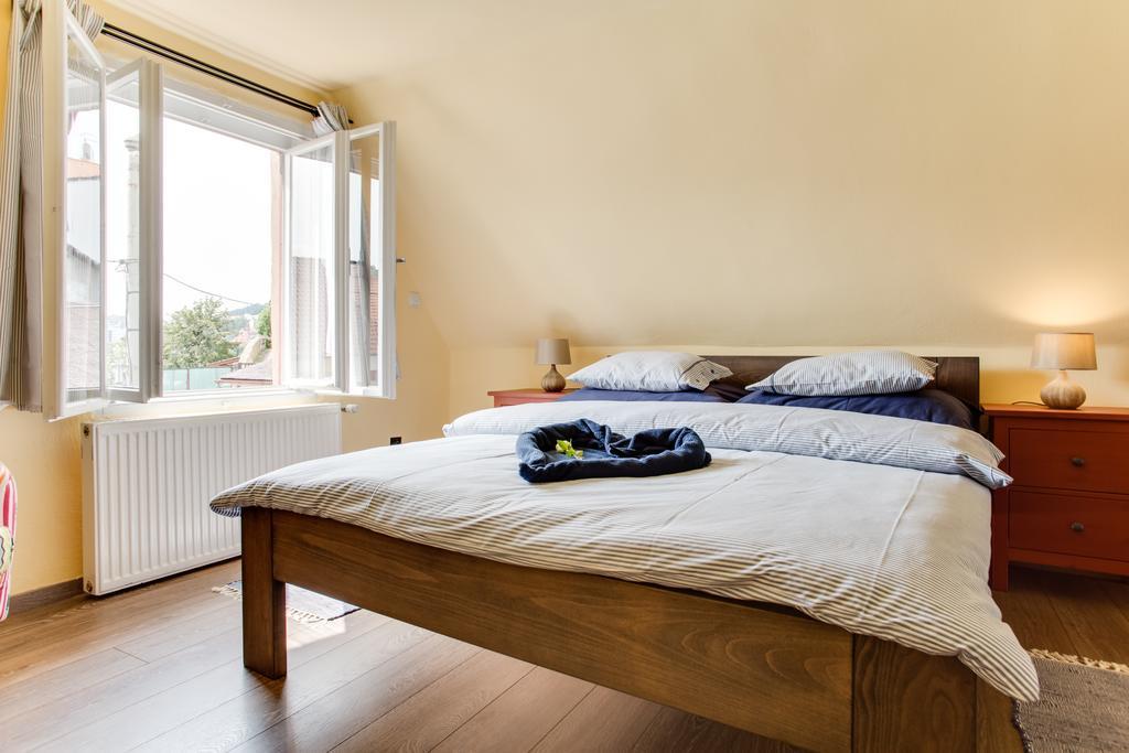 Amazing 5 Bedroom House Krumlov 82 - 4 Min Walk To Main Square Cesky Krumlov Exterior photo