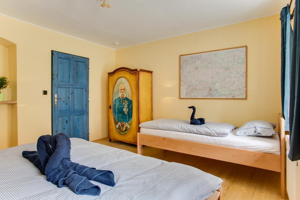 Amazing 5 Bedroom House Krumlov 82 - 4 Min Walk To Main Square Cesky Krumlov Exterior photo